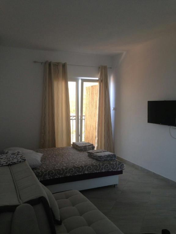 Apartmani Roganovic Luštica Esterno foto