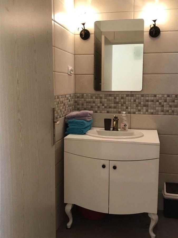 Apartmani Roganovic Luštica Esterno foto